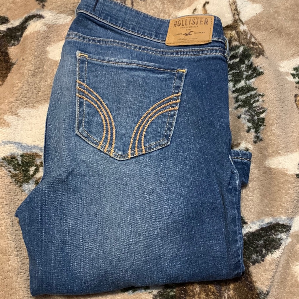 Hollister size 9 jeans